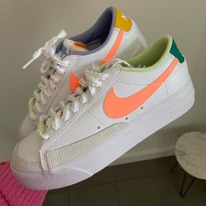 Nike Blazer- low top, platform sneaker